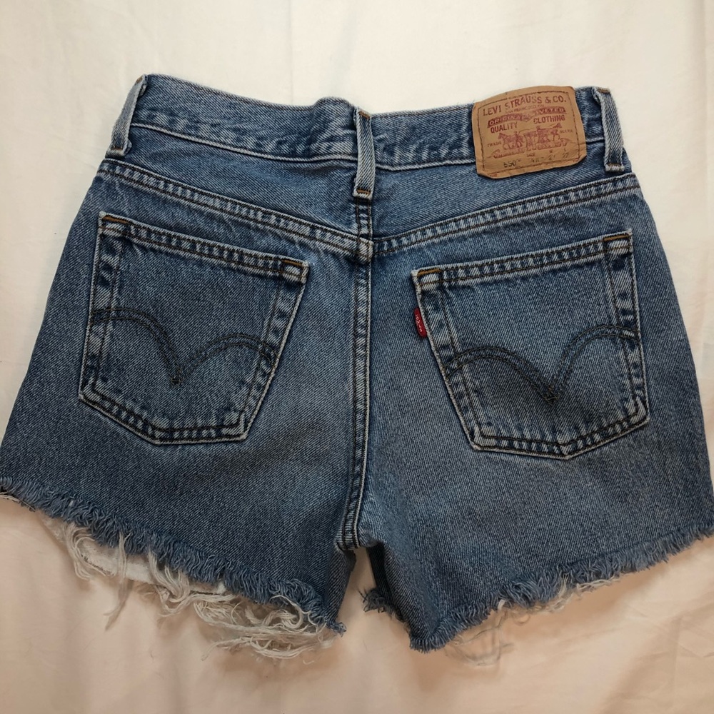 VINTAGE LEVI SHORTS